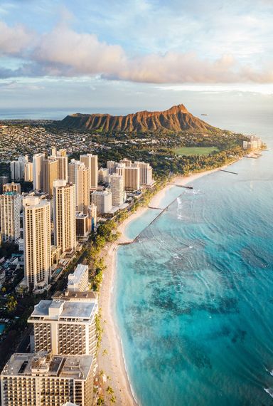 YOUR TRAVEL GUIDE TO HONOLULU